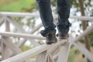 Faire du parkour : une introduction aux techniques et aux bienfaits