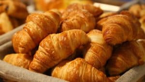 Comment décongeler des croissants au four efficacement